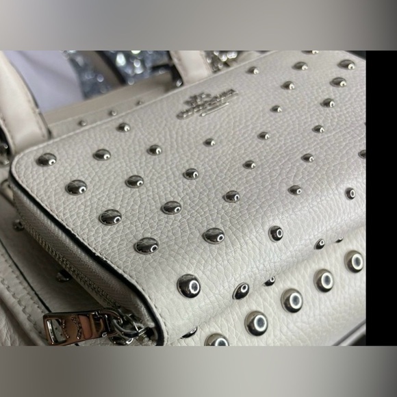 Coach Accordion Zip Wallet with Ombre Rivets EUC - Picture 3 of 4